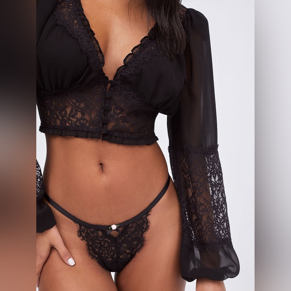 💐 For Love and Lemons Flower Lace Blouse 💐 - Picture 2 of 16